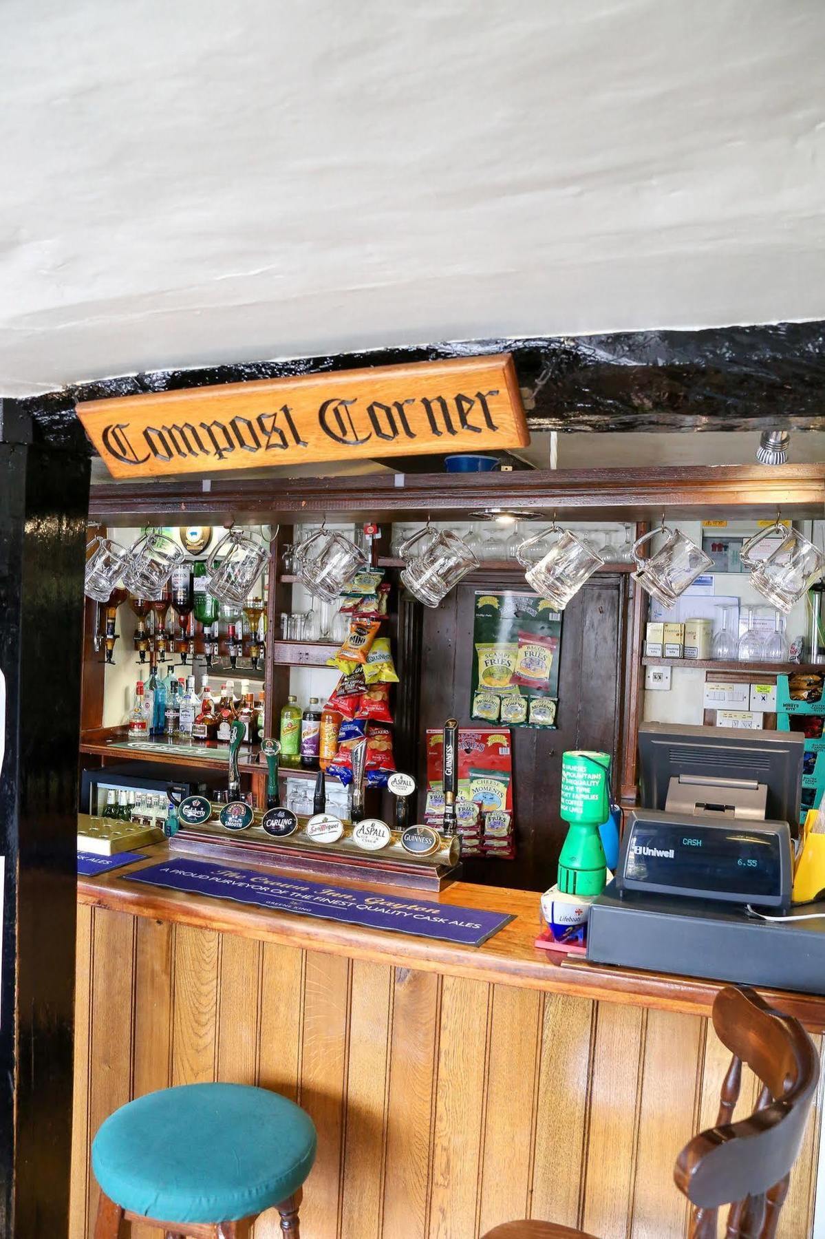 The Crown Inn Gayton  Exteriör bild